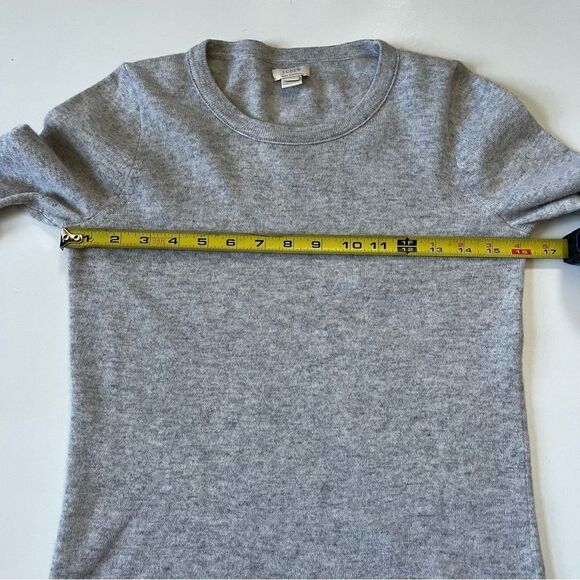 J.Crew Cashmere Grey Crewneck Sweater XS - Picture 3 of 9